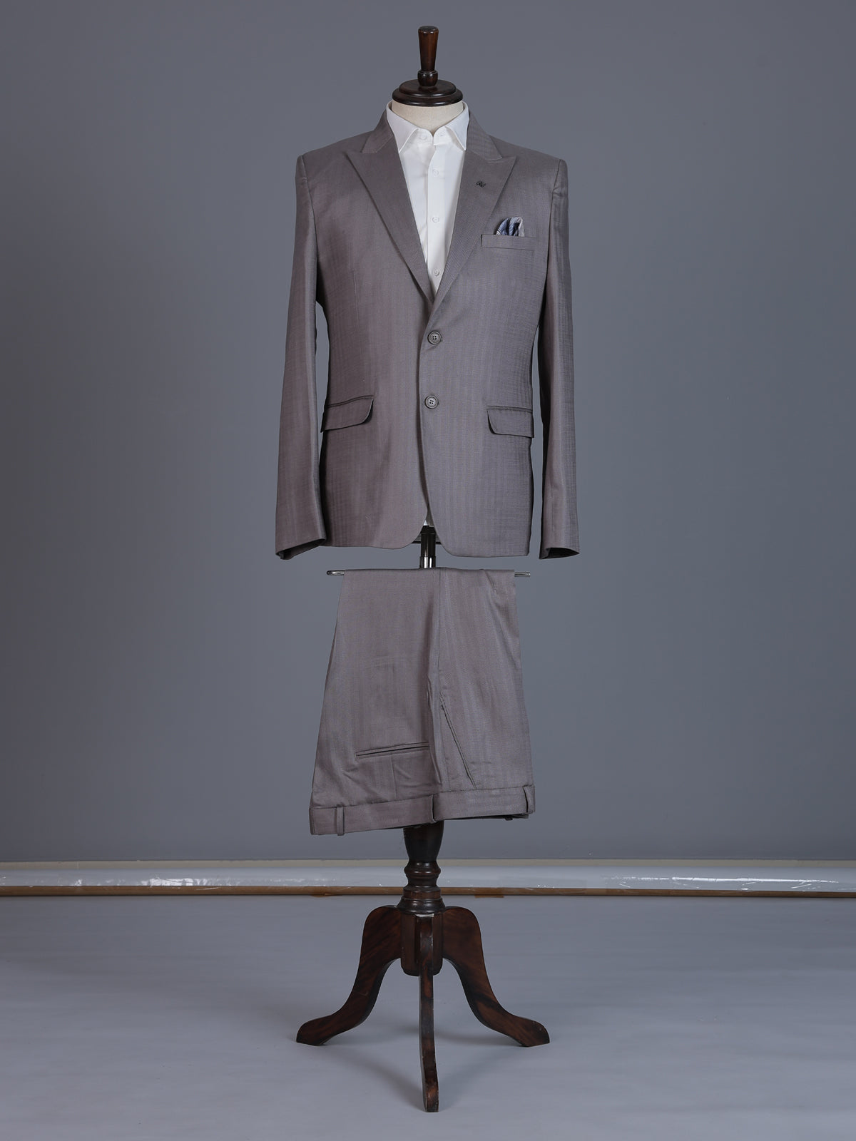 Pastel grey  polyster viscose coat suit