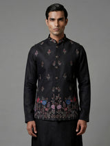 Black linen waistcoat set with floral embroidery