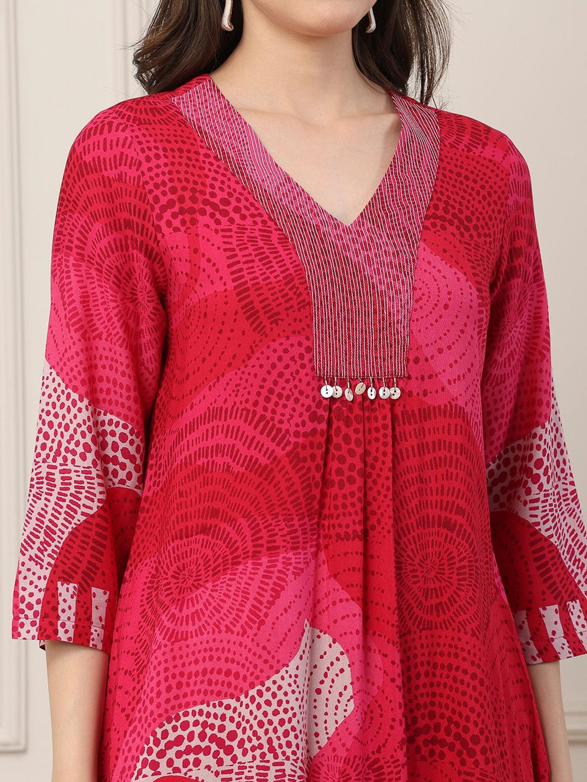 Pink abstract swirl printed festive statement