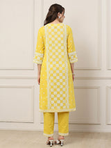 Lemon yellow embroidered straight fit classic