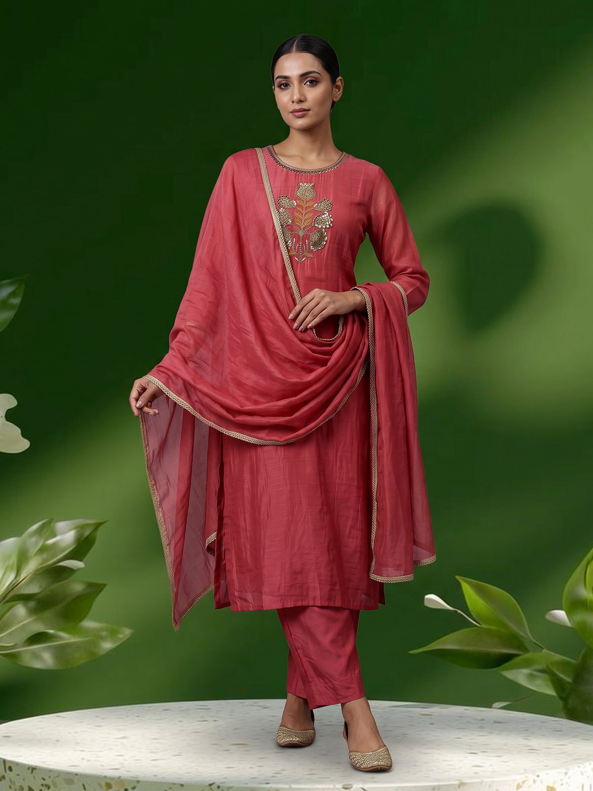 Rani pink kurti set highlighted with floral boota embroidery