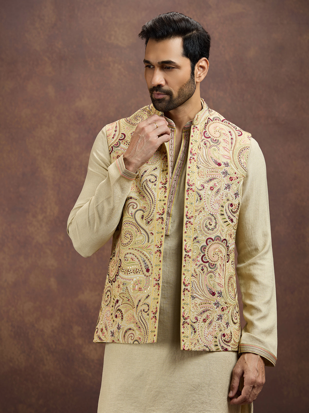 Light gold luxury embroidered silk waistcoat set
