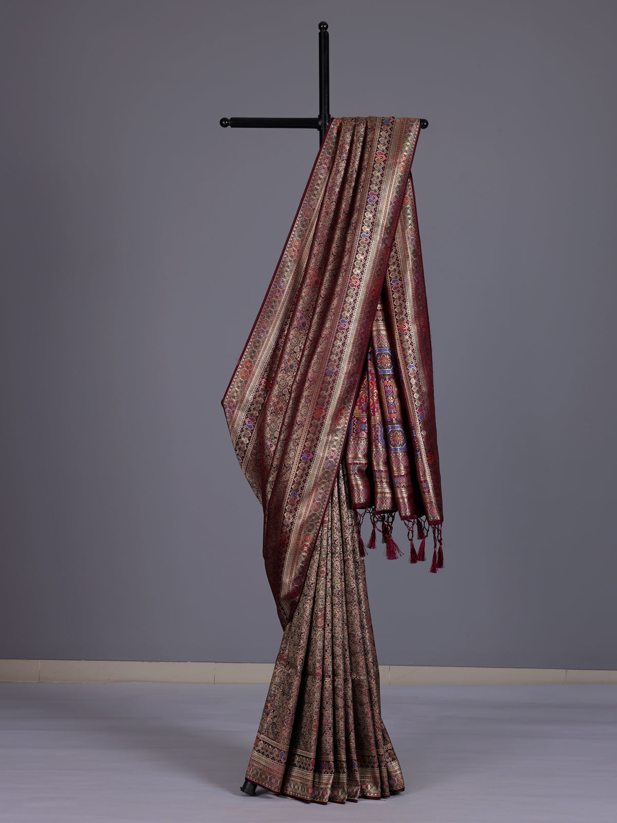 Wine women meenakari zari saree