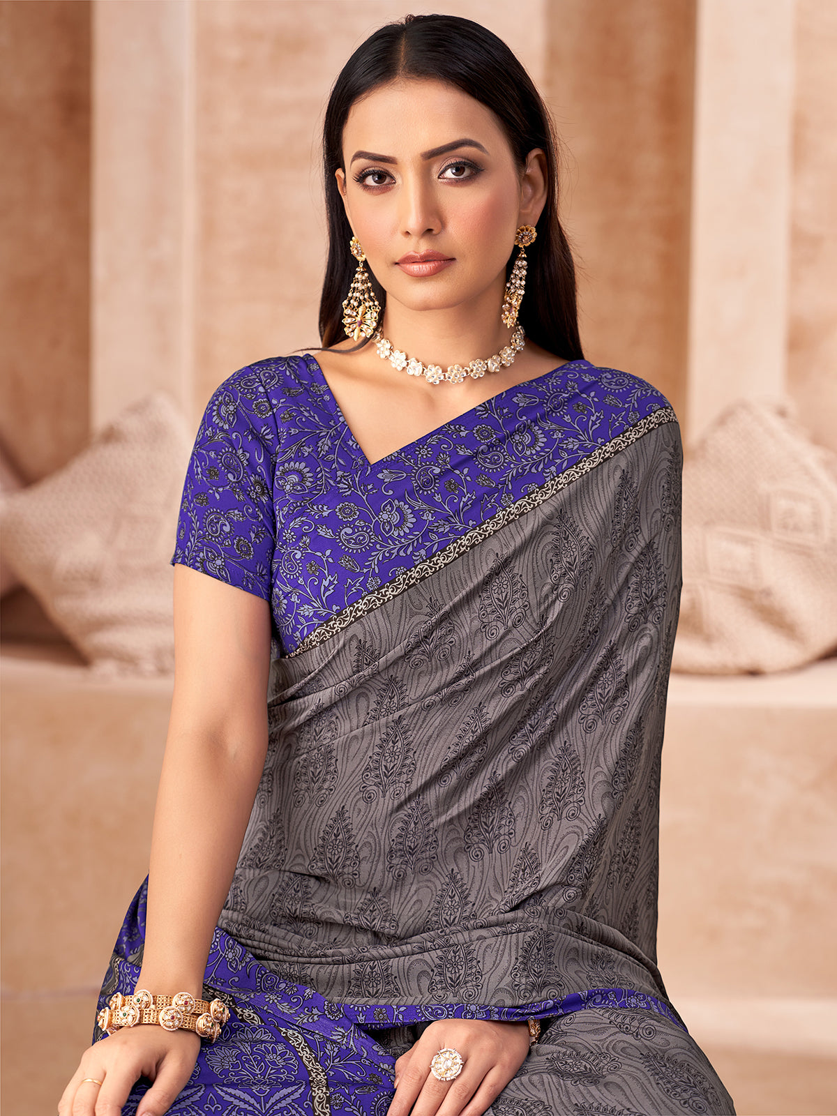 Grey printed crepe silk saree with unstitched blouse