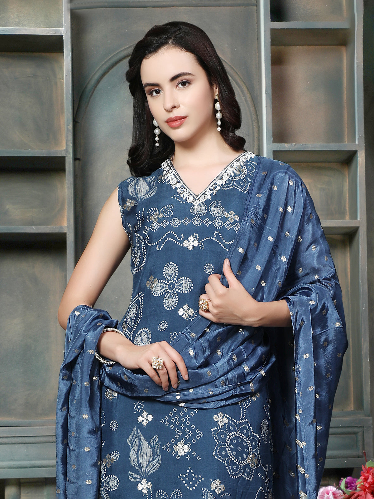 Blue women zari border printed palazzo set