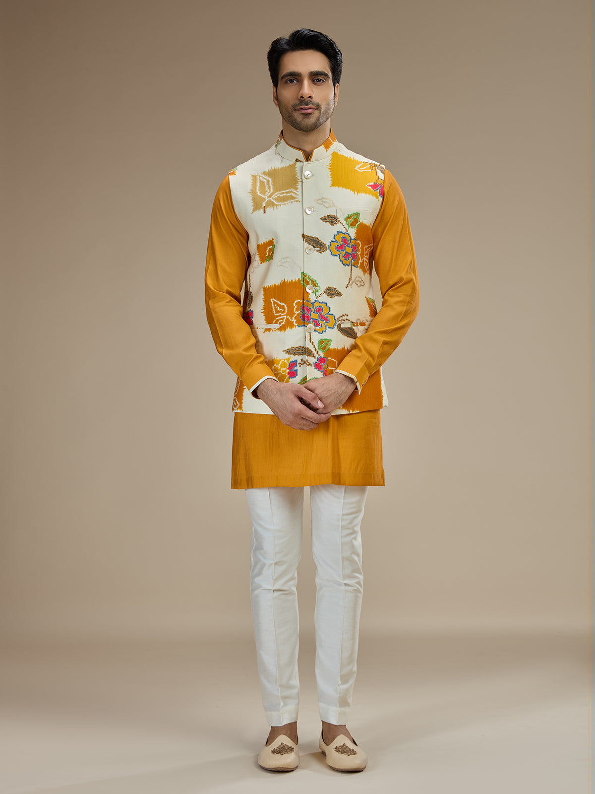 Yellow and white twill silk printed waistcoat set