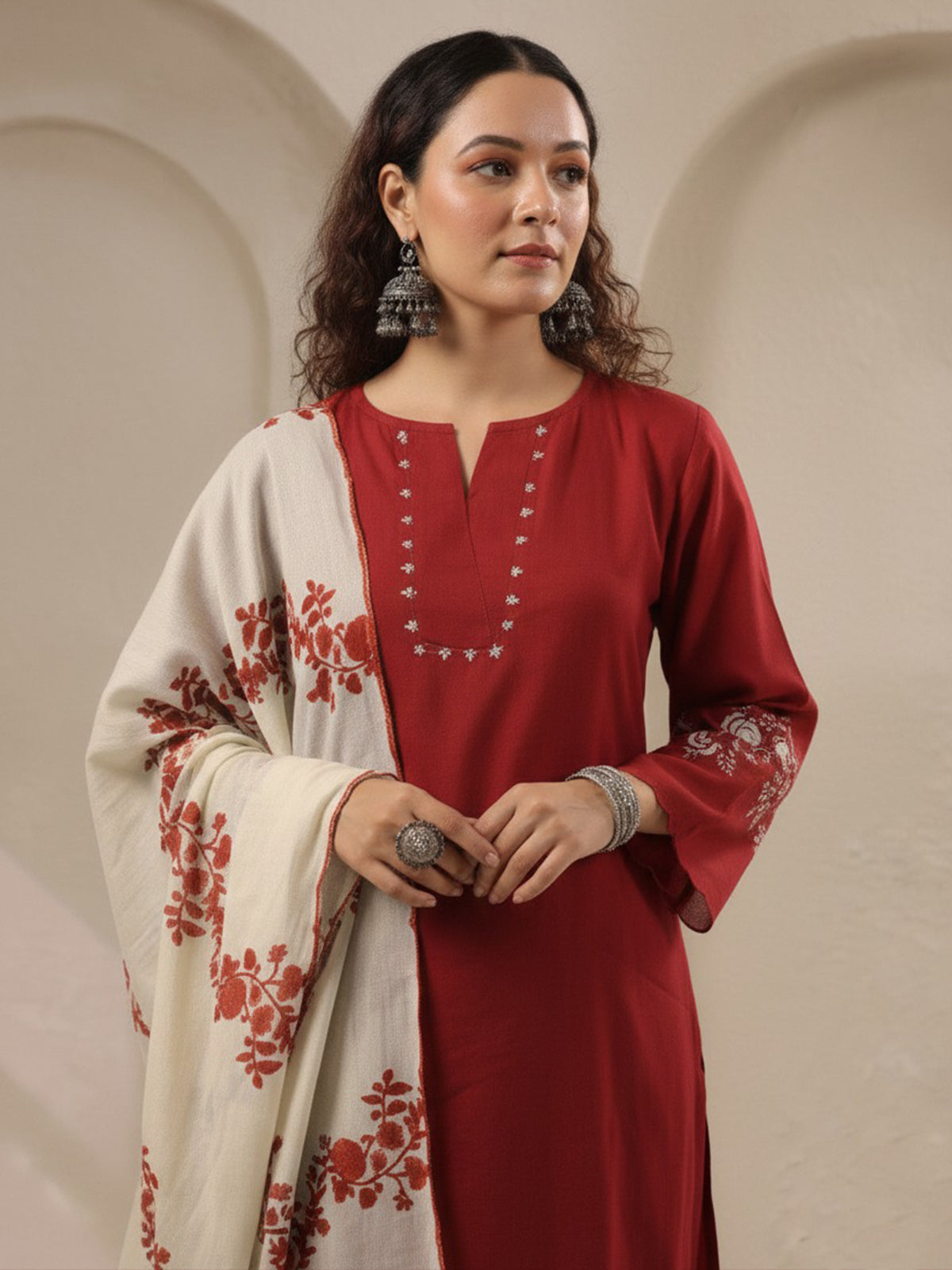 Maroon threadwork floral printed contrast dupatta silk kurti set