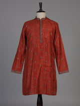 Orange silk blend embroidered butti kurta suit for men