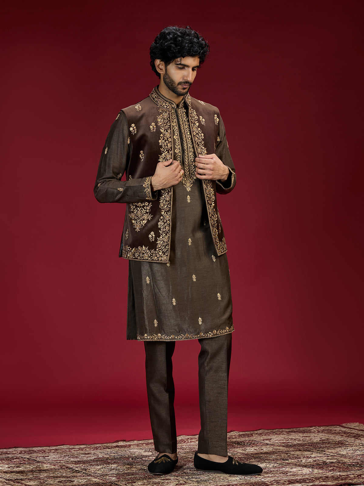 Rich brown mens waistcoat set with royal embroidery
