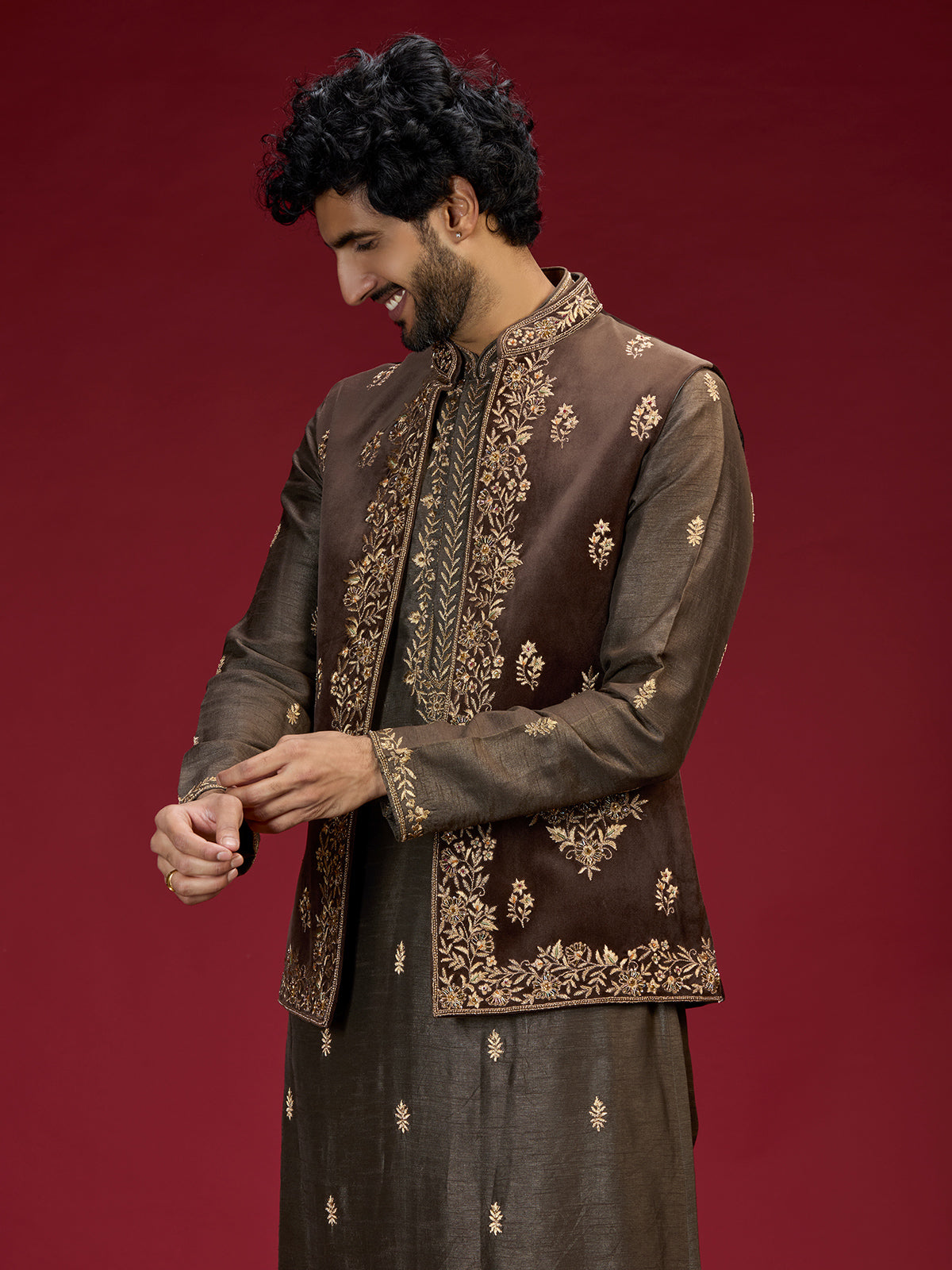 Rich brown mens waistcoat set with royal embroidery