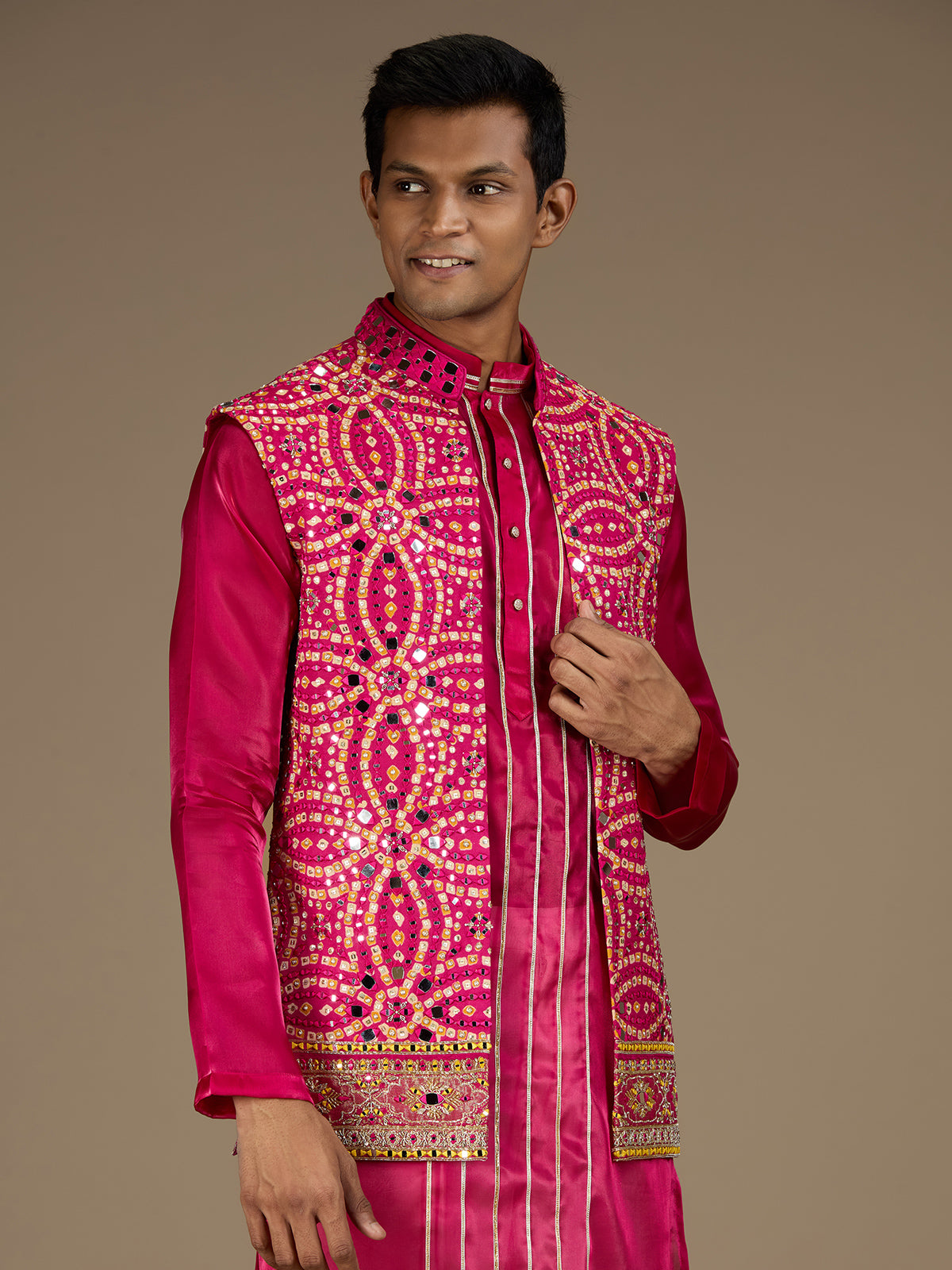 Pink mens luxurious embroidered bandhani bundi waiscoat set