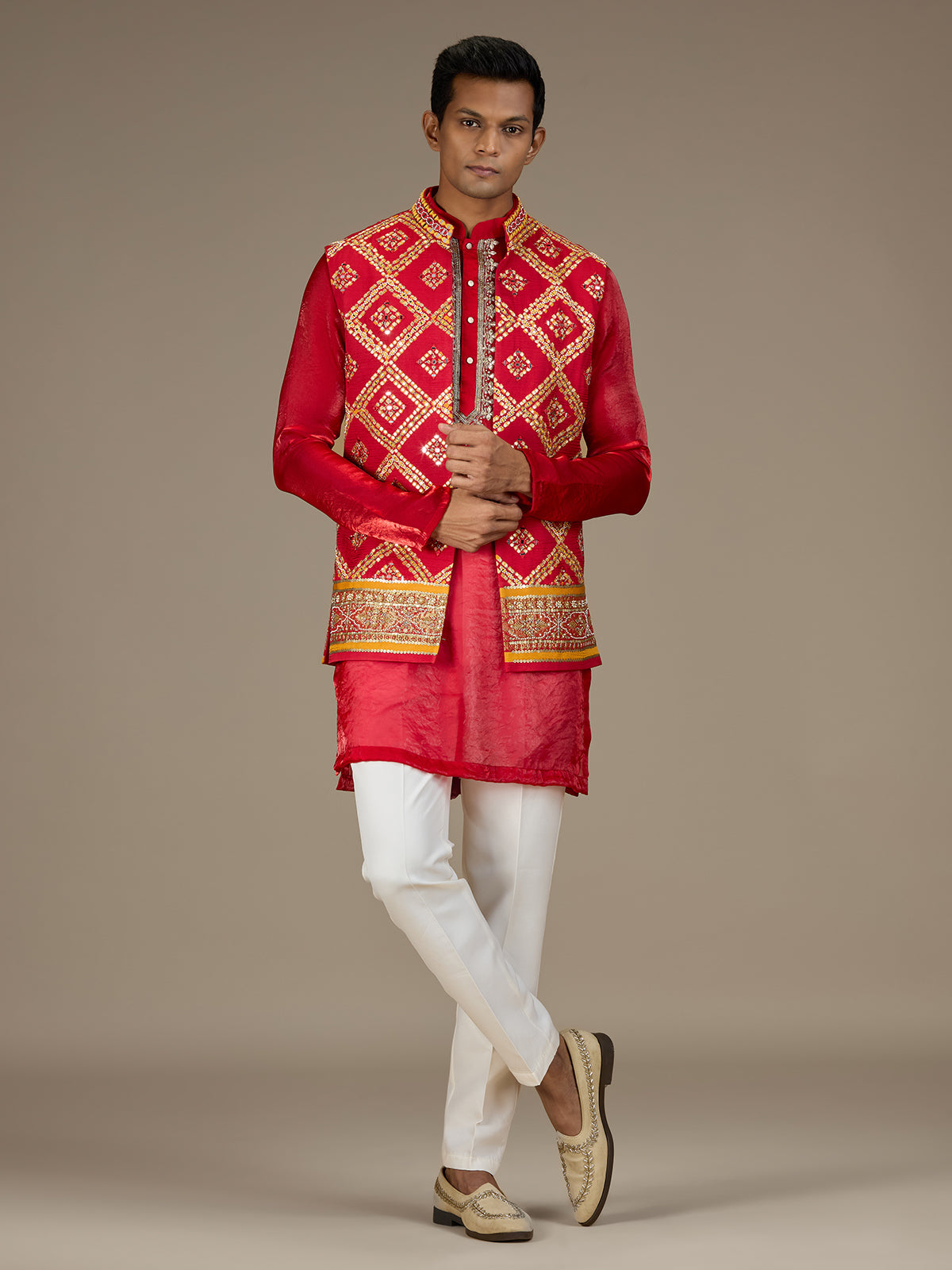 Red mens opulent bandhani nehru waistcoat set
