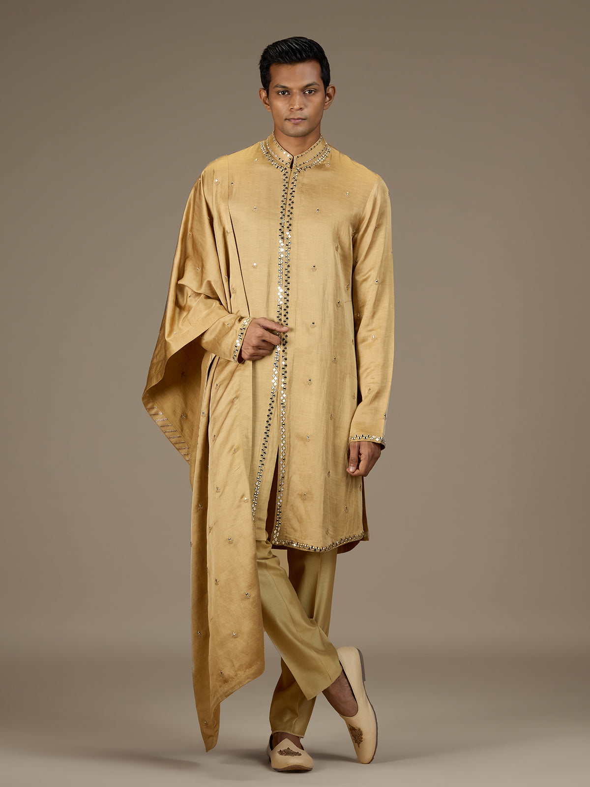 Gold mens regal embroidered kurta suit with dupatta