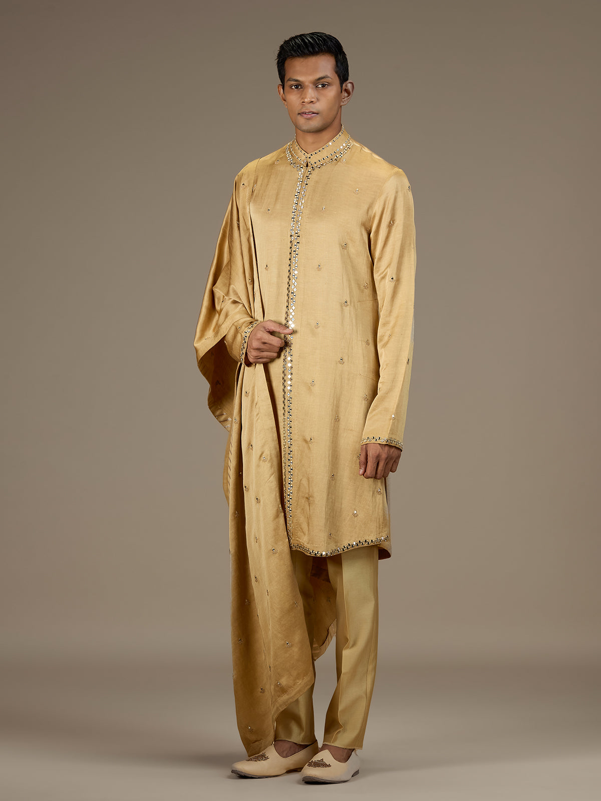 Gold mens regal embroidered kurta suit with dupatta