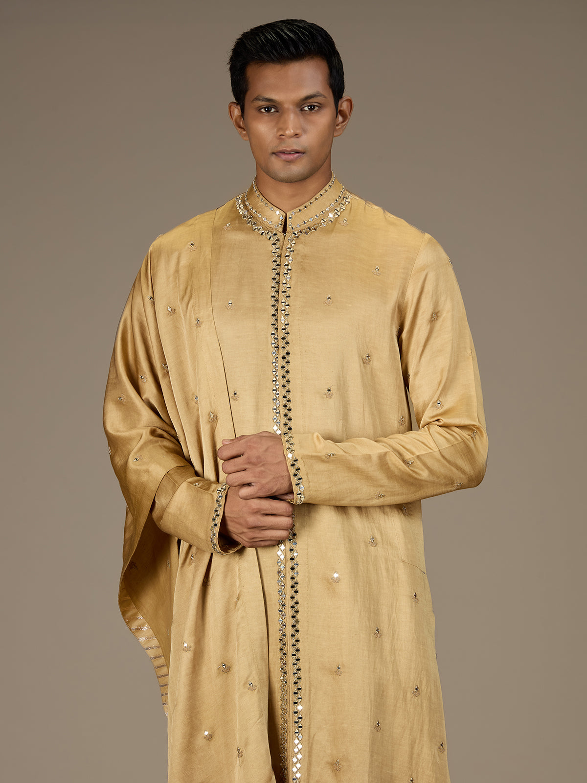 Gold mens regal embroidered kurta suit with dupatta