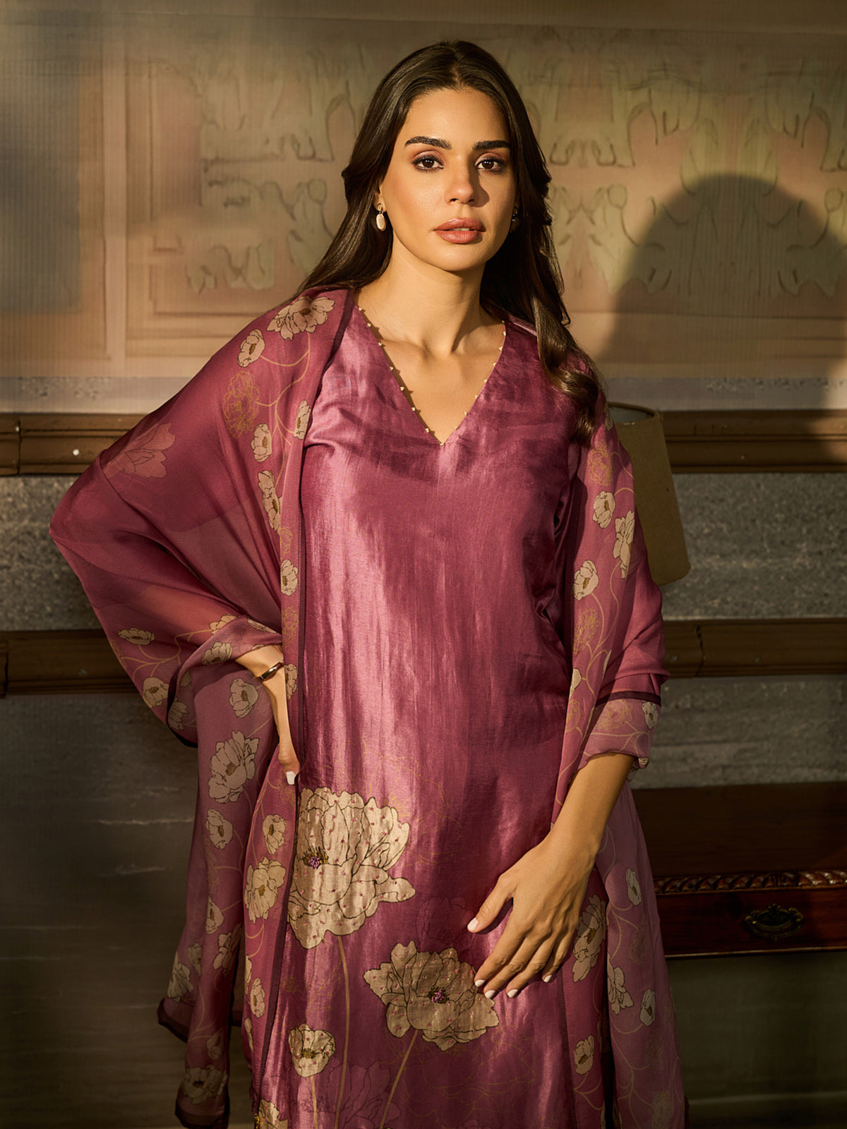 Onion pink cotton silk women kurti set with printed