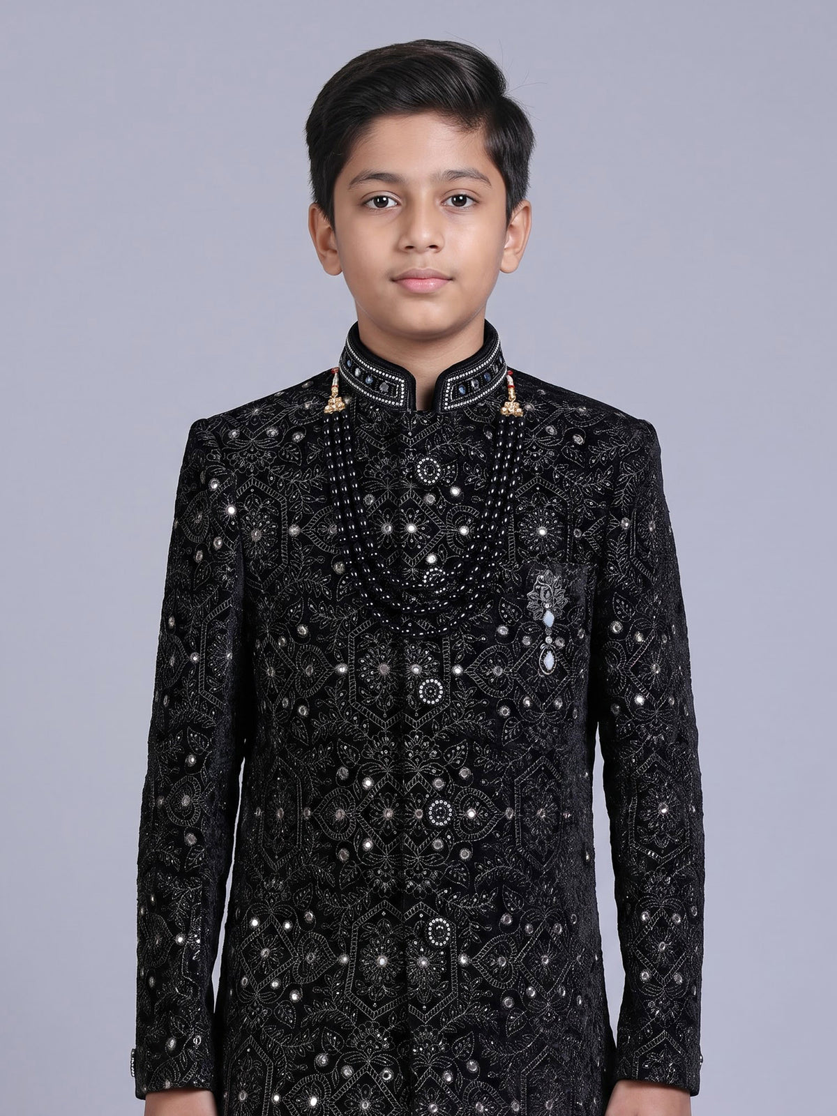 Black boys velvet indowestern set with brootch embellishments