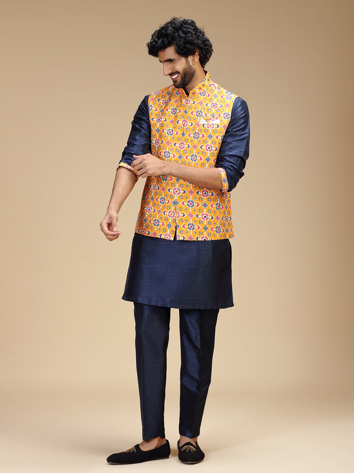 Navy blue and yellow polyester silk mens waistcoat set
