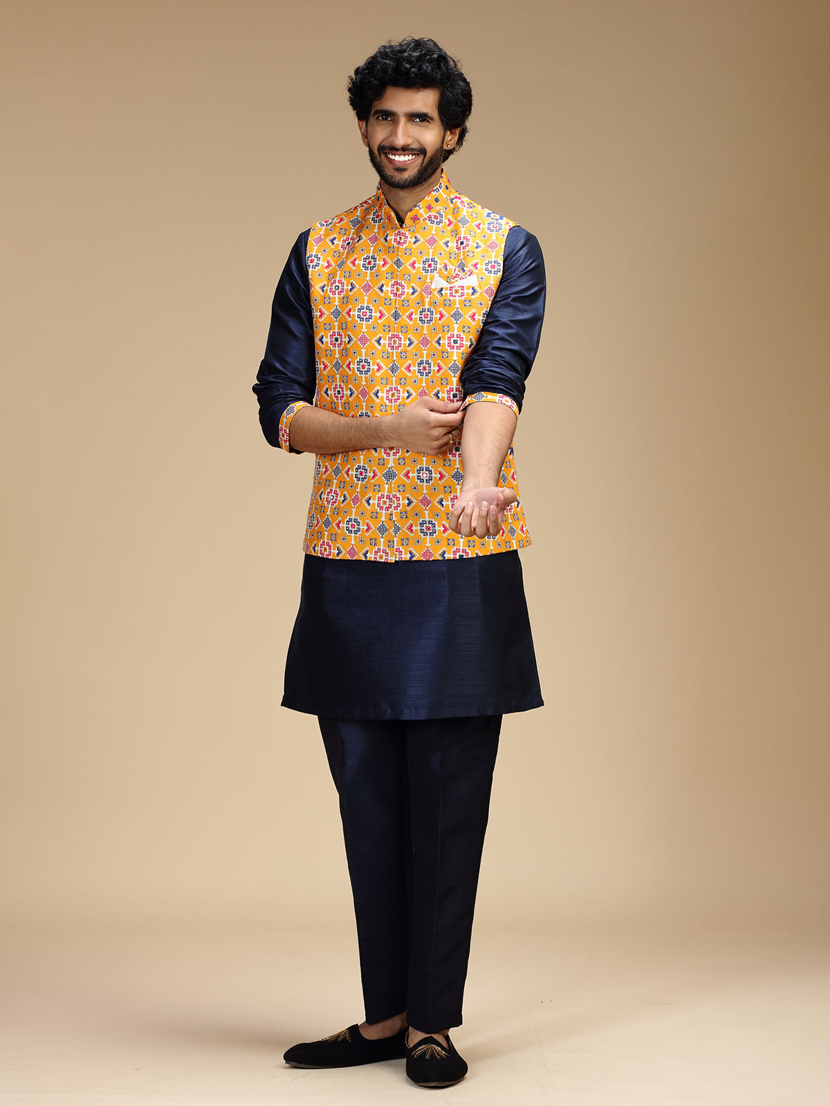 Navy blue and yellow polyester silk mens waistcoat set