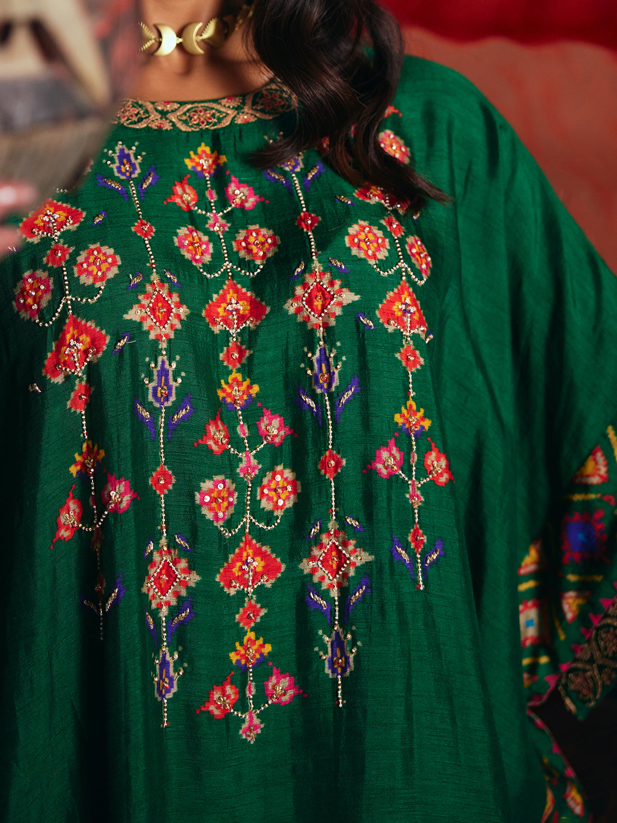 Mehendi green womens kaftan style suit with floral embroidery