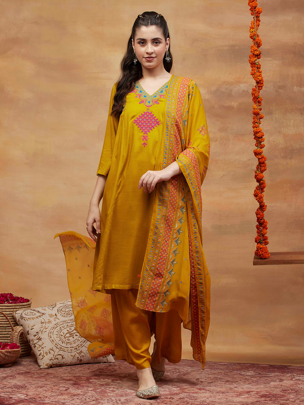 Yellow geometric printed women kurti set