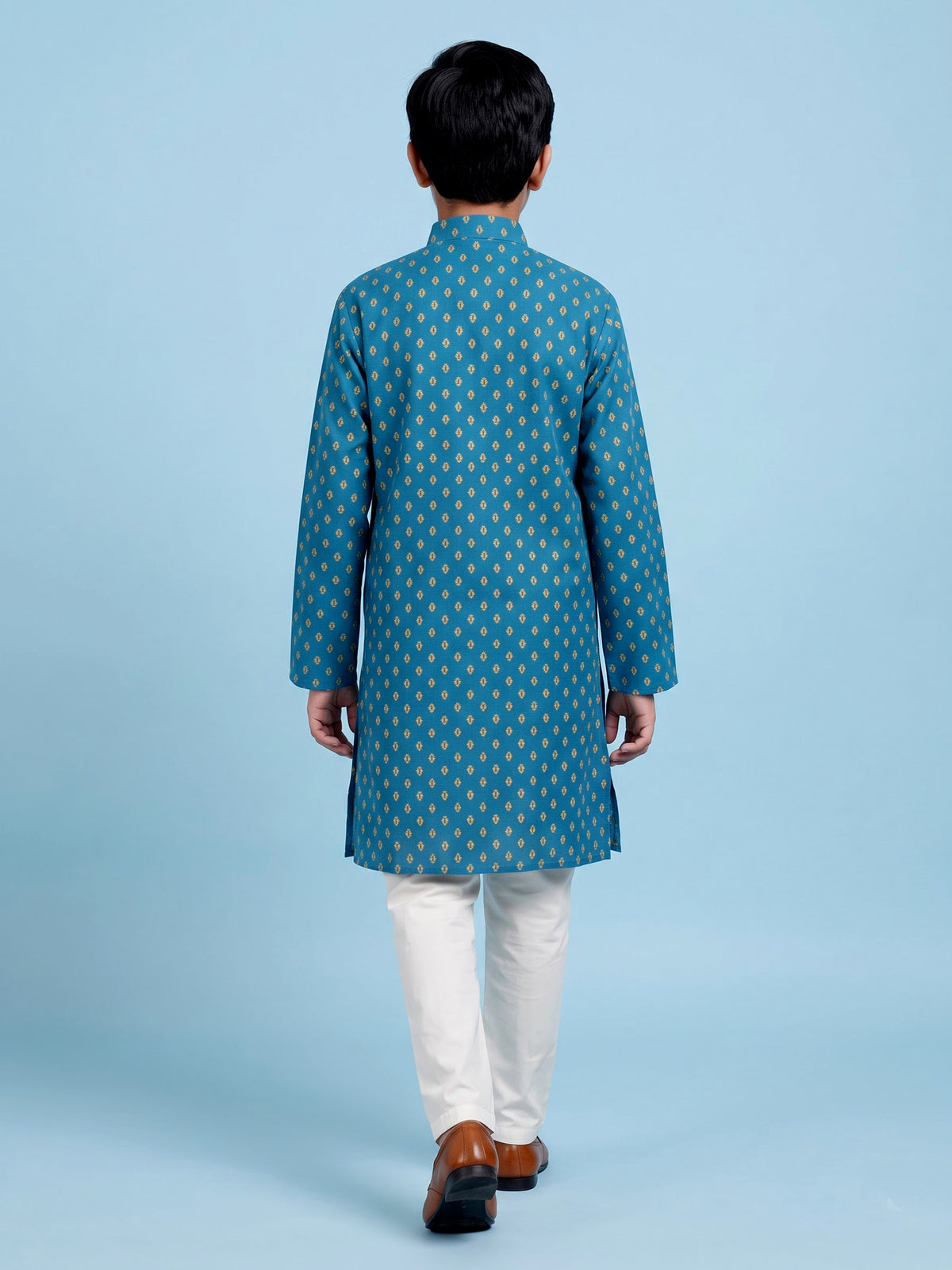 Aqua blue boys cotton blend kurta suit with butti print