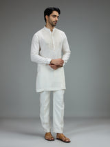 Off white smart mens kurta pajama with threadwork