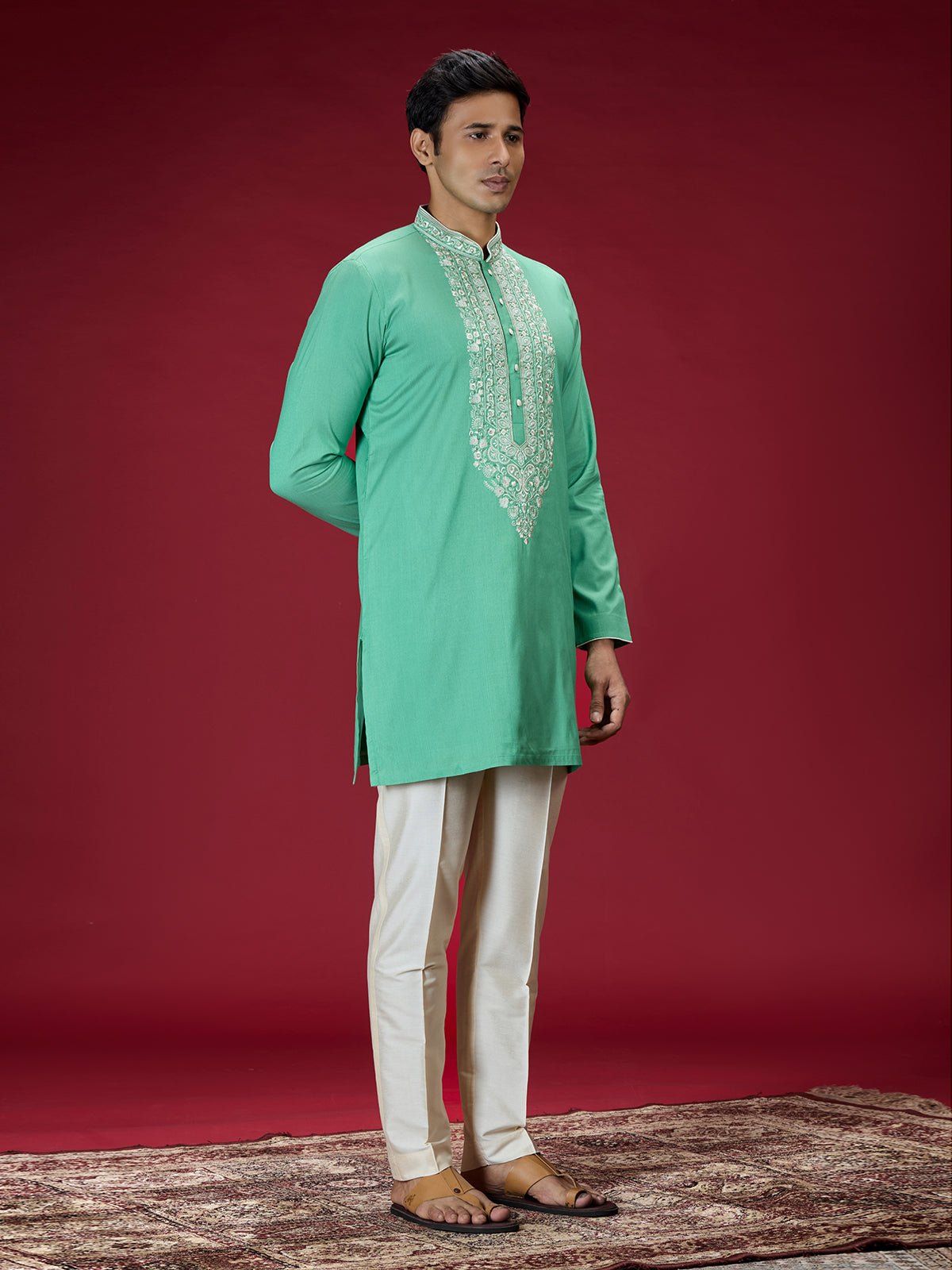 Green mughal mens kurta suit with embroidered work