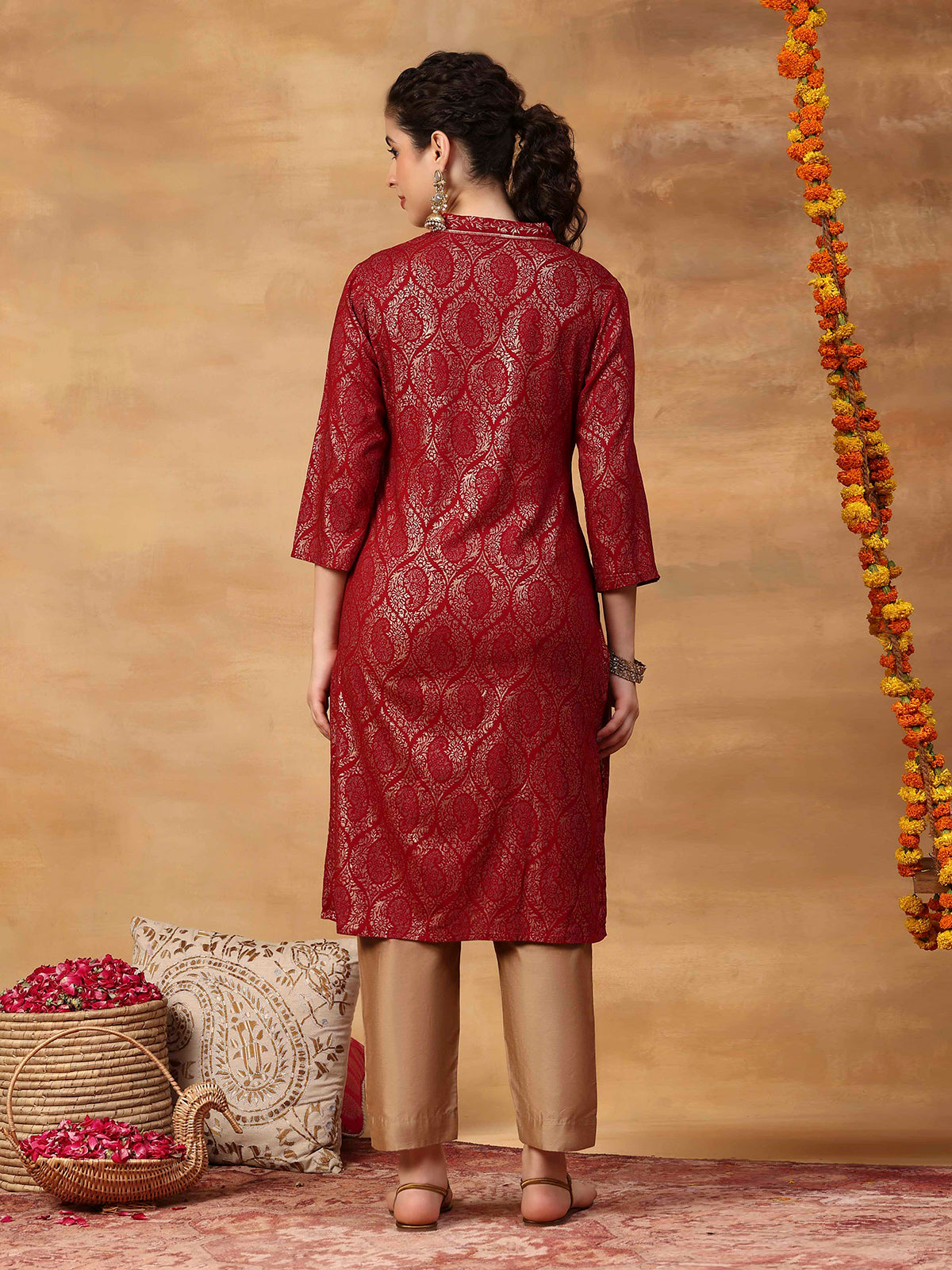 Red women kurti Persian paisley straight style