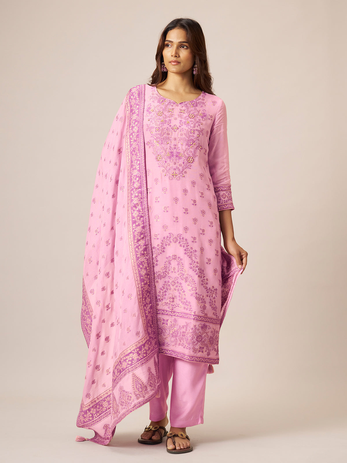 Soft pink cotton blend kurti set with kashmiri motifs