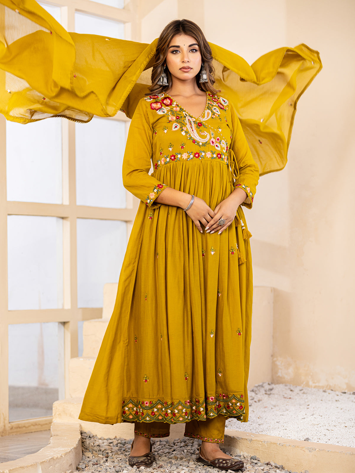 Mustard yellow paisley women kurti set