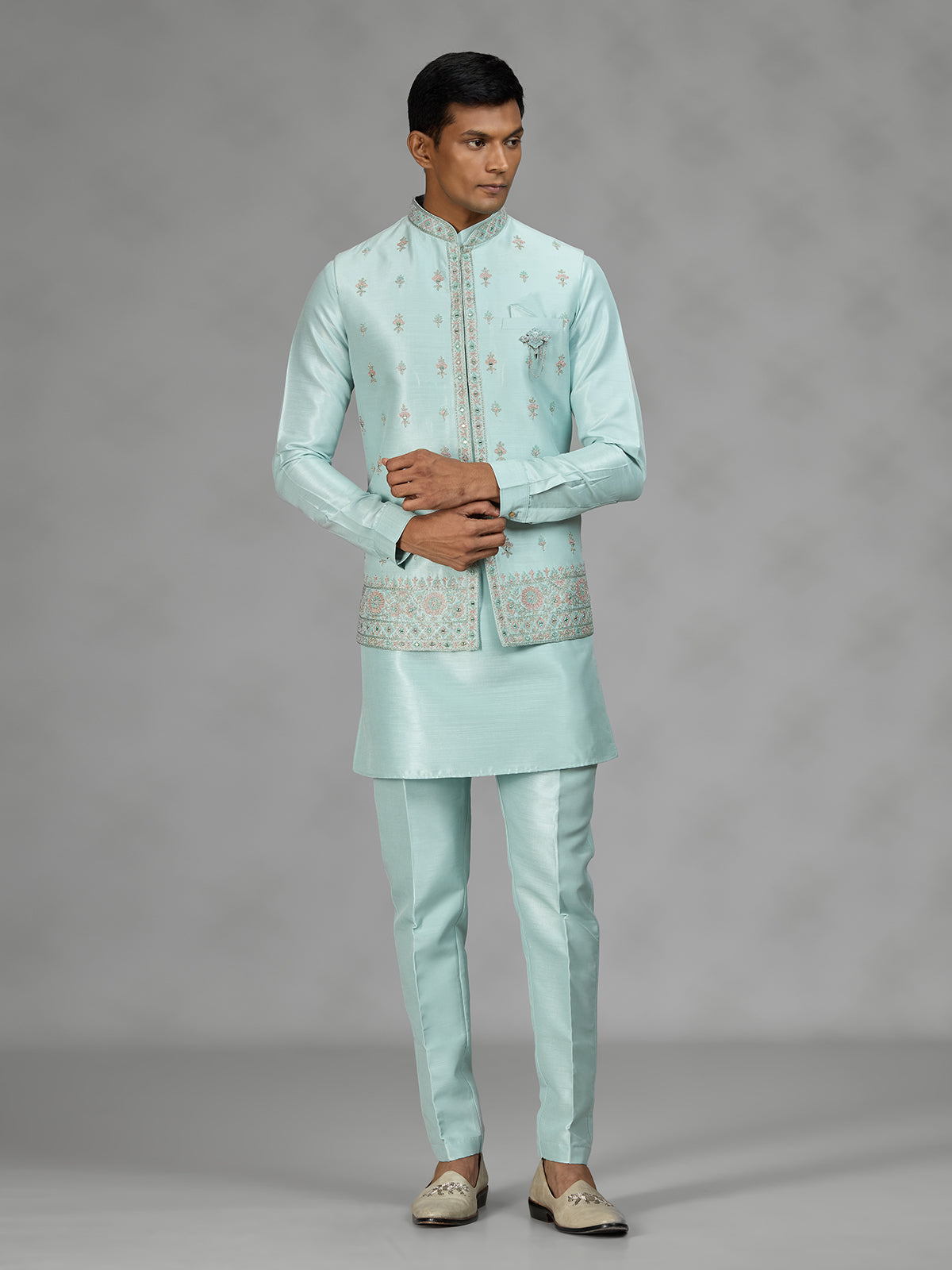 Firozi blue floral bundi mens waistcoat set