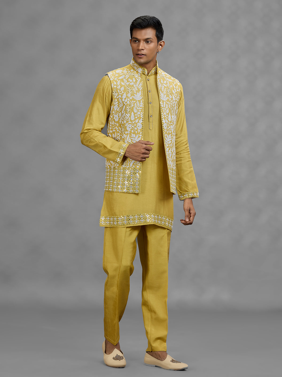 Yellow heritage mens waistcoat set
