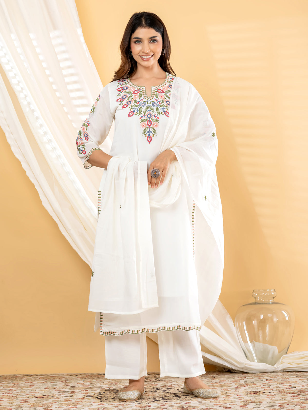 Off white kashmiri floral women kurti set