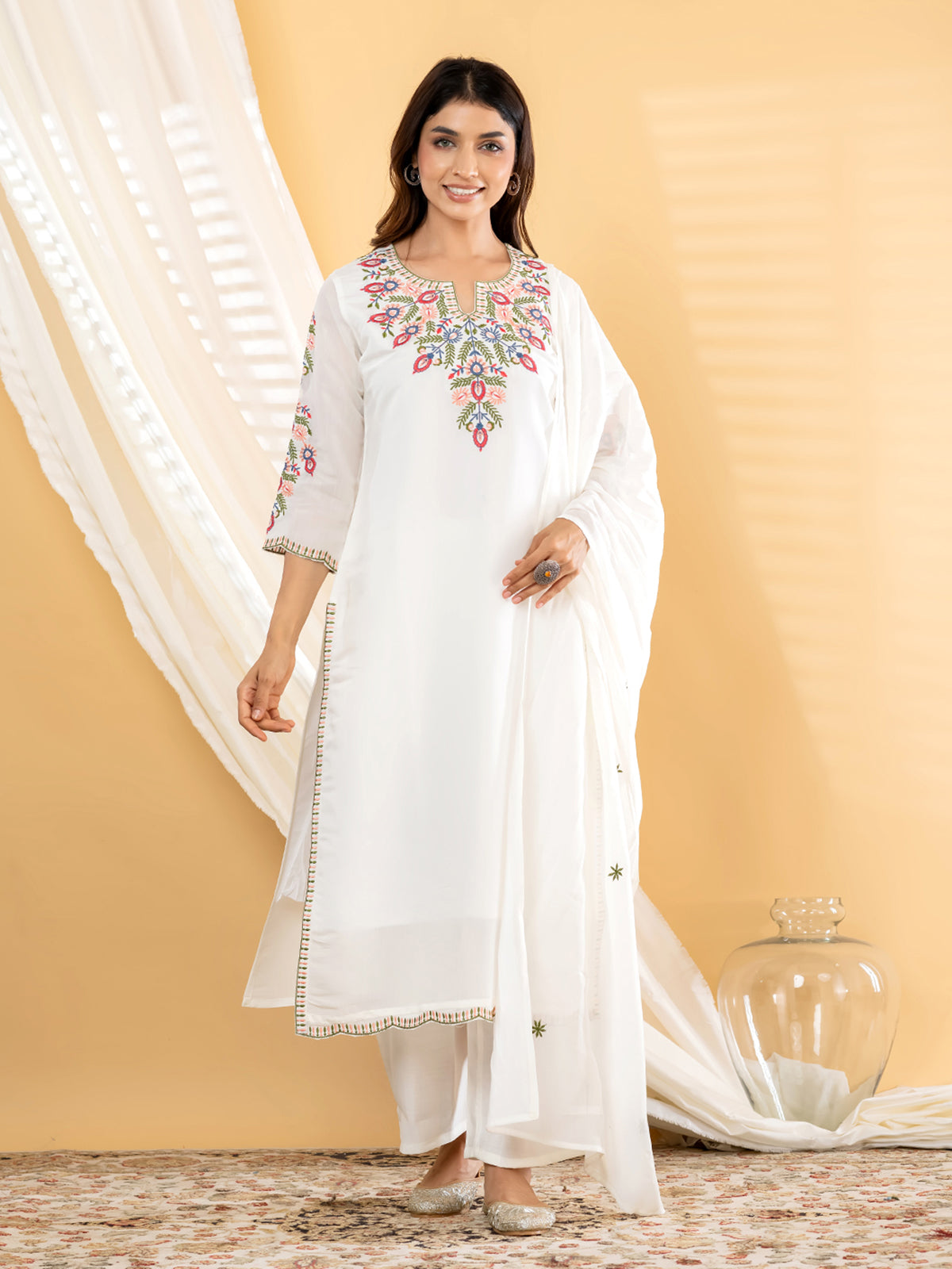 Off white kashmiri floral women kurti set