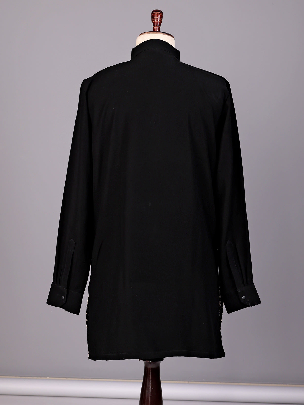 Black Kashmiri thread aabla embroidered cotton blend kurta for mens