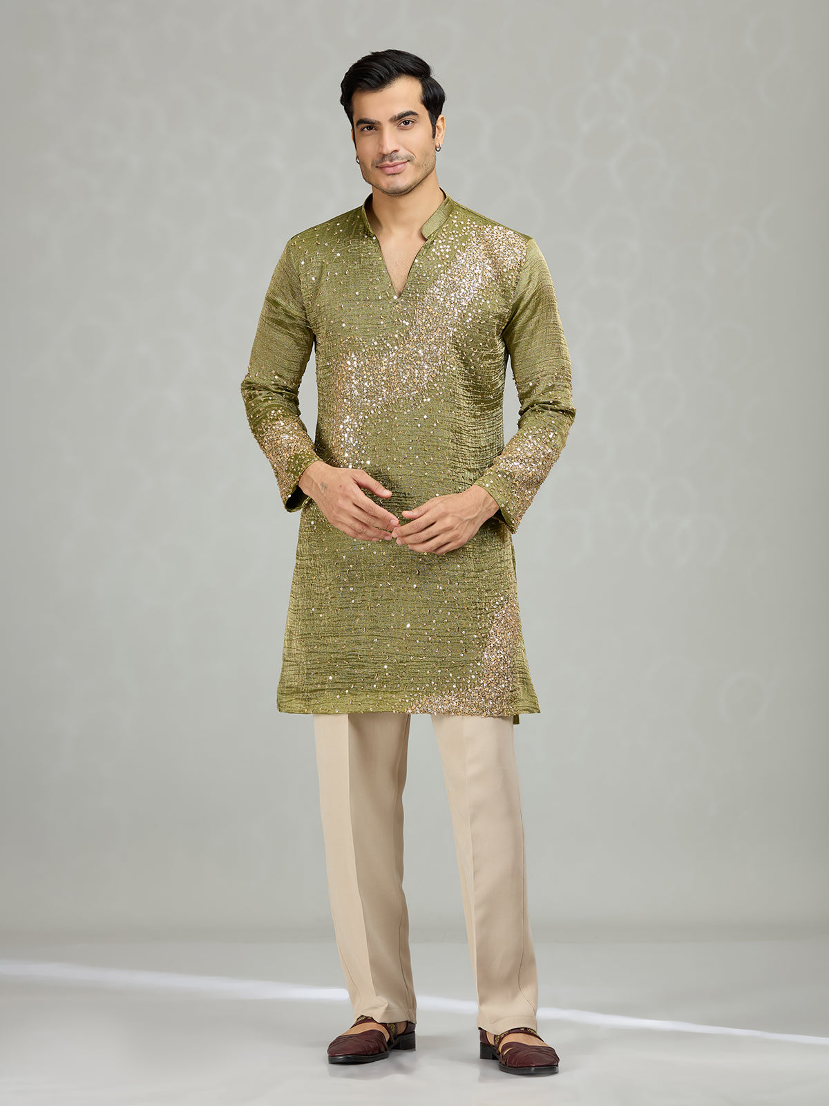 Green rhythmic wave detailing men kurta suit