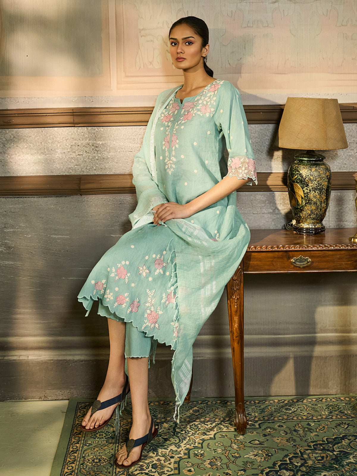 Sky blue floral threadwork women kurti set