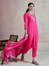 Pink V-neck floral embroidery women kurti set