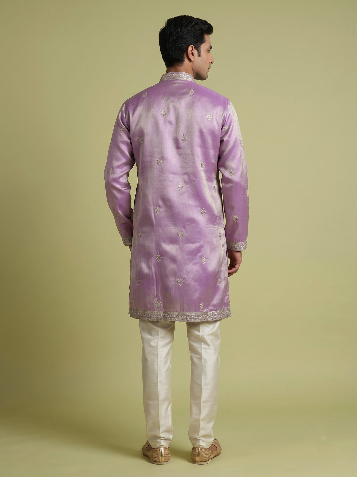 Pastel lilac silk blend kurta set with embroidered yoke detailing