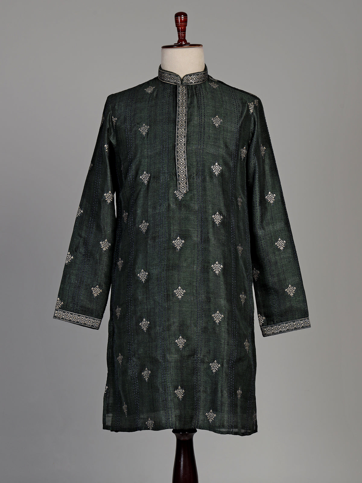 Forest green silk blend kurta set with antique silver detailing