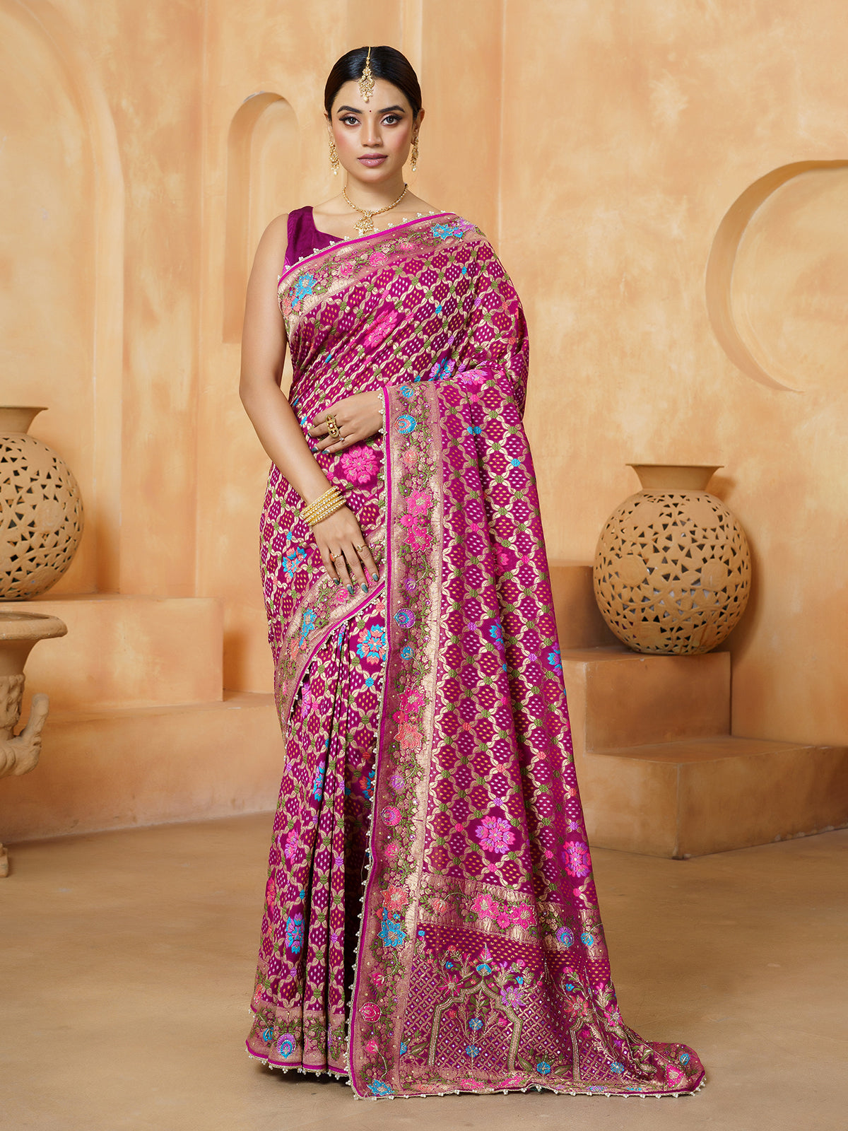 Pink mirror embellished bandhani premium saree for women