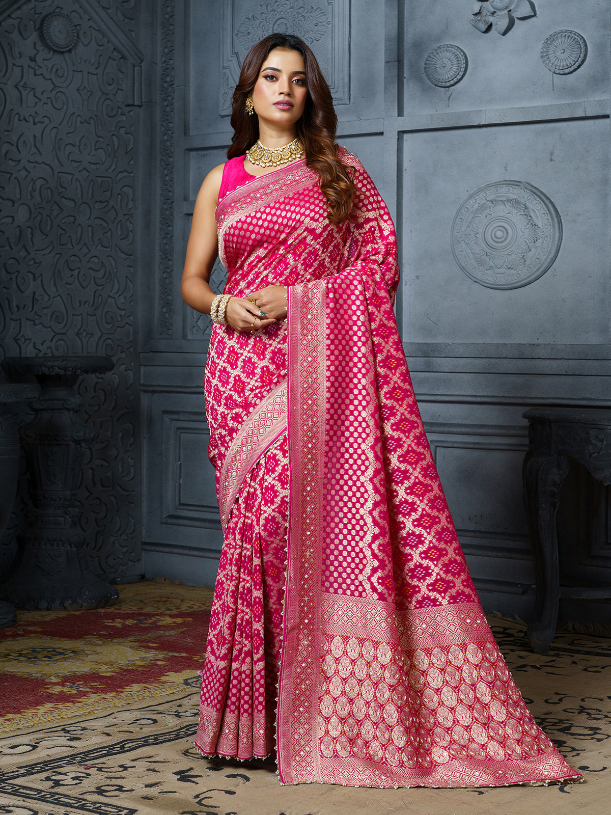 Pink bandhani paisley embellished georgette saree for women