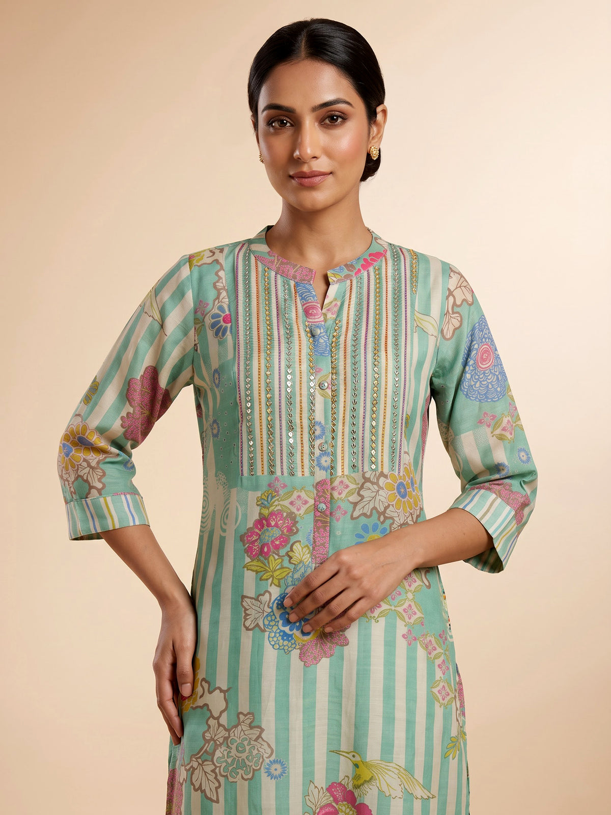 Green mughal garden women kurta set