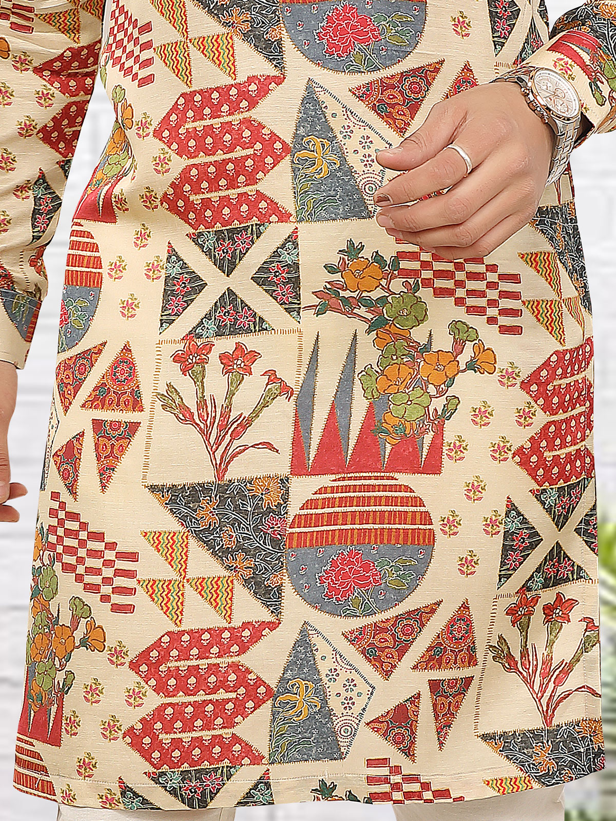 Beige abstract floral printed kurta for festive