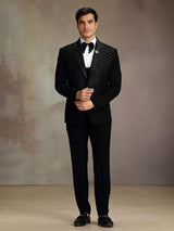 Black elegant thread coat suit
