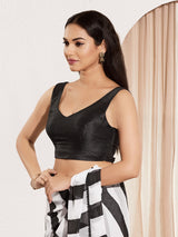 Black mulburry silk u neck sleeveless blouse