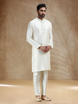 Cream men kurts pajama in cotton silk