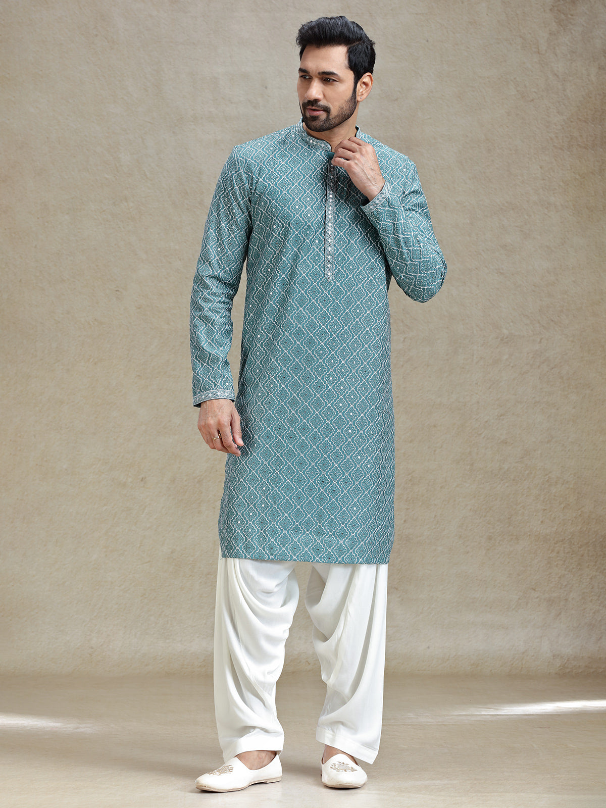 English green serene kurta set in symmetrical embroidery