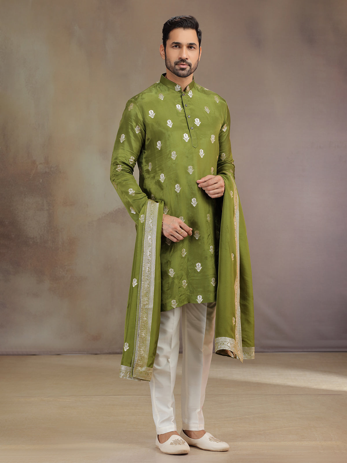 Green silk mehendi wear kurta suit with dupatta